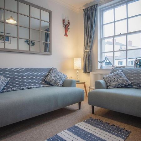 Ramsey Apartment - 2 Bedroom Apartment - Тенби Екстериор снимка