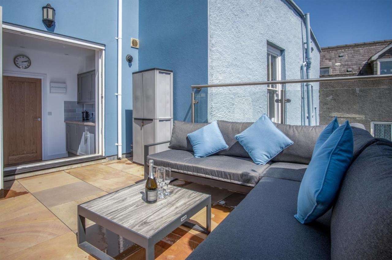 Ramsey Apartment - 2 Bedroom Apartment - Тенби Екстериор снимка